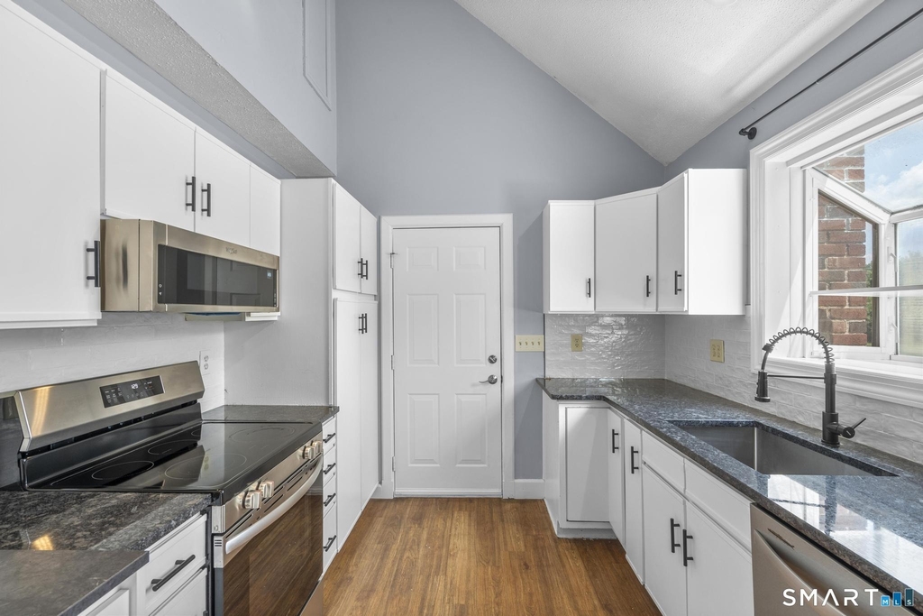 103 Birch Road - Photo 10