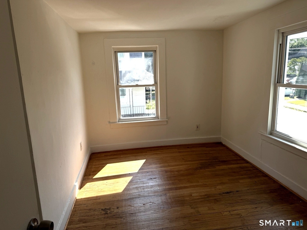 97 Bissell Street - Photo 5
