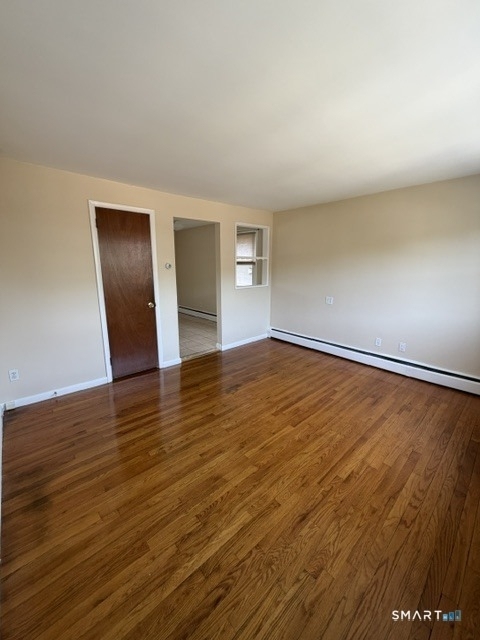7 Eclipse Avenue - Photo 2