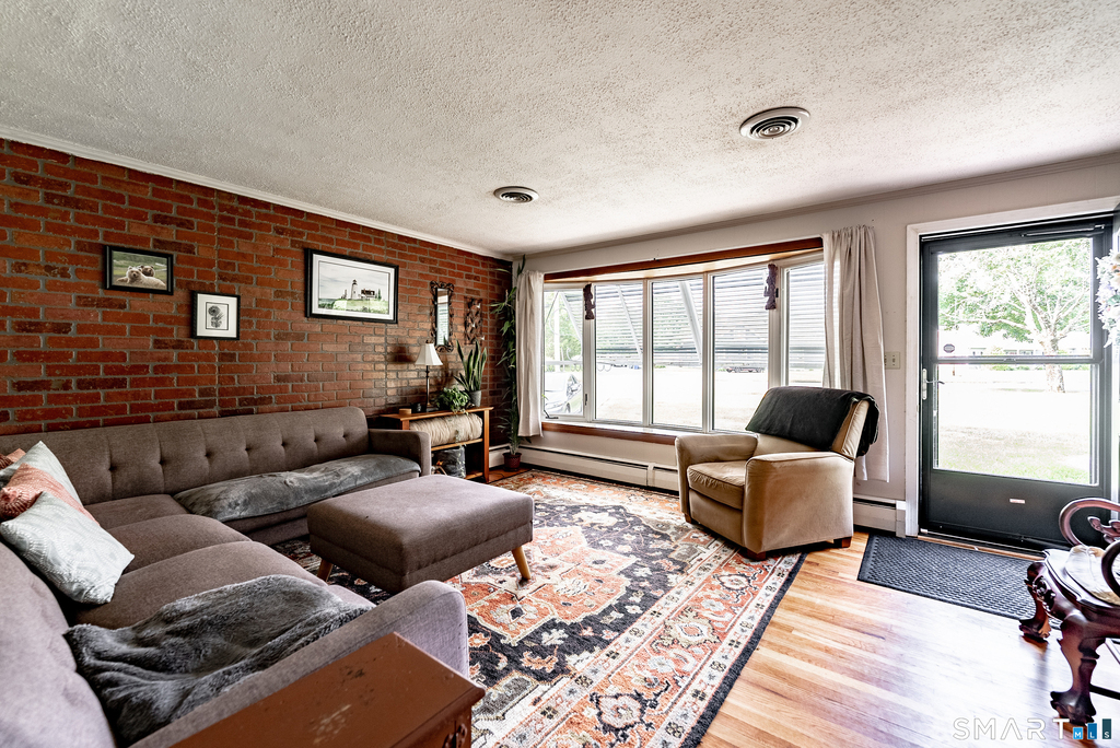 15 Roarke Road - Photo 4