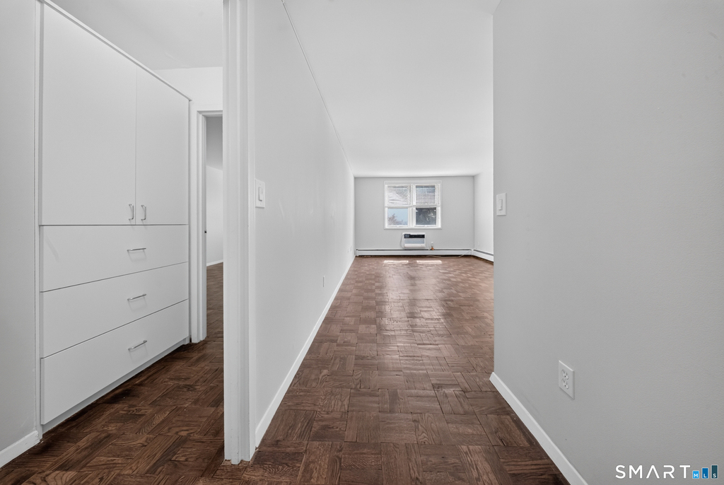 140 Grove Street - Photo 2