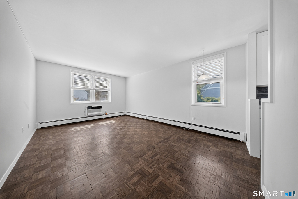 140 Grove Street - Photo 4
