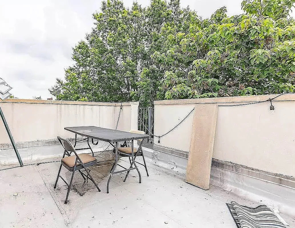 1072 Bergen Street - Photo 8