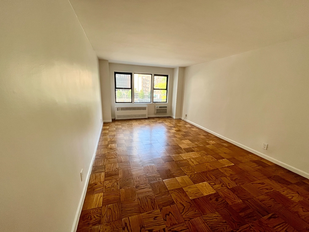 236 East 36th Street - Photo 0