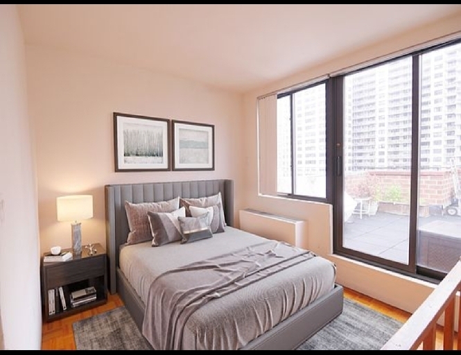 317 East 85th Street - Photo 5