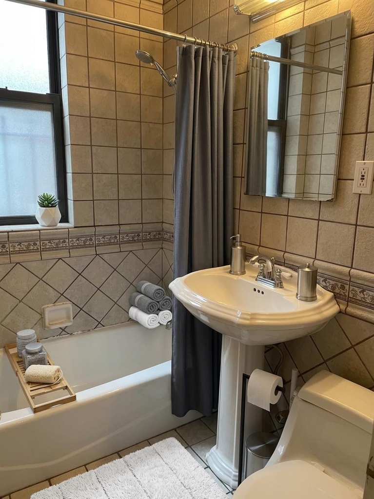 East 35th Street / 3rd Ave - Photo 6