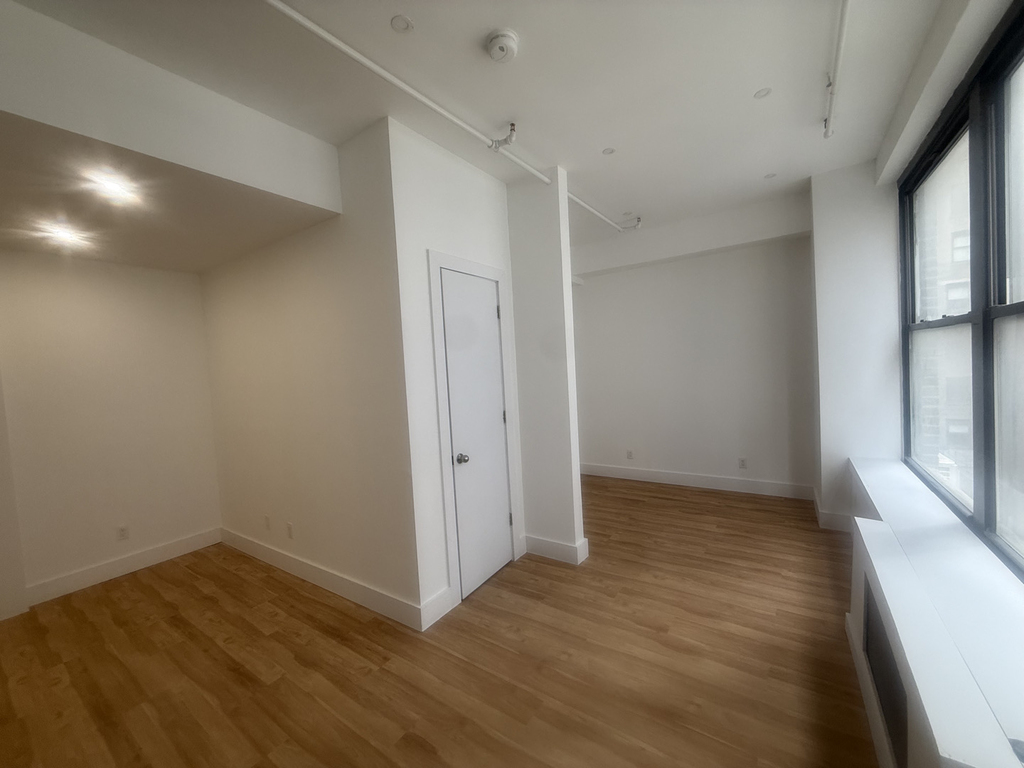 248 West 35th Street - Photo 0
