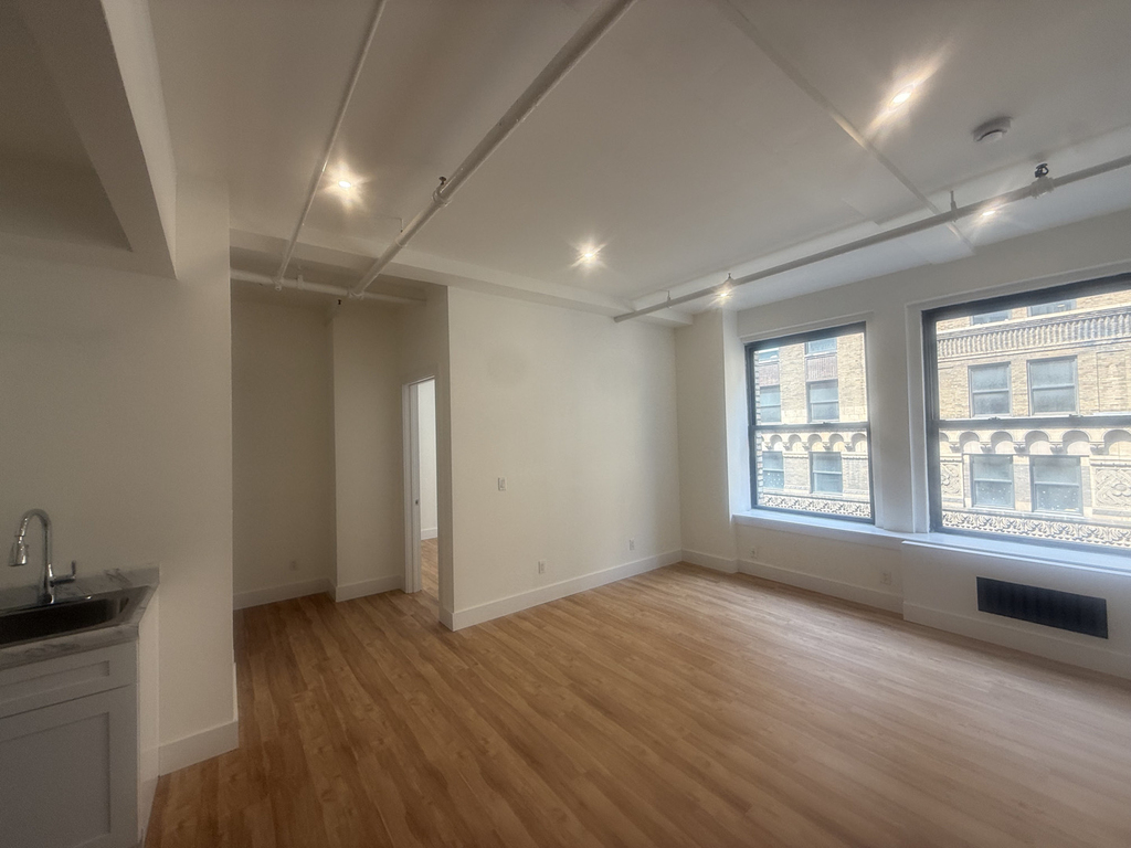 248 West 35th Street - Photo 0