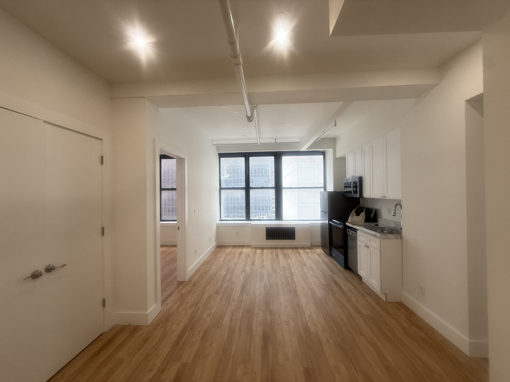 248 West 35th Street - Photo 0