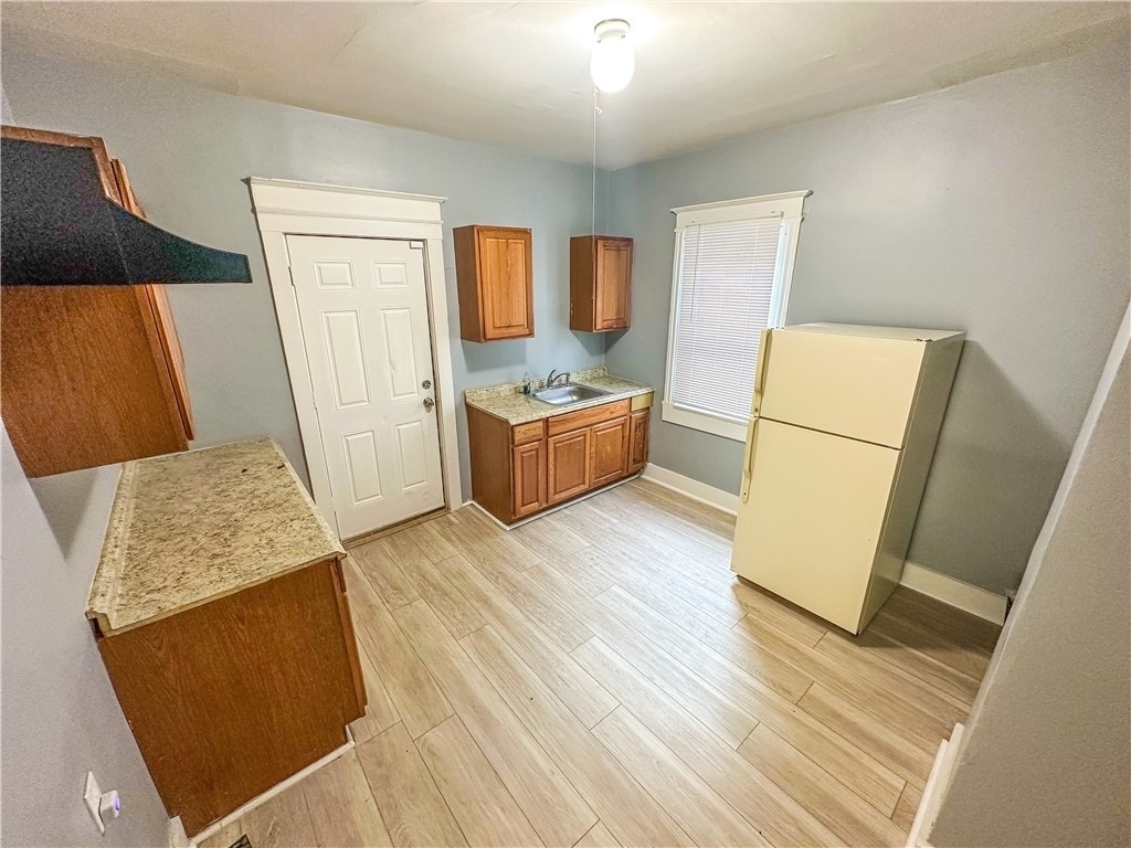 46 Peck Street - Photo 4