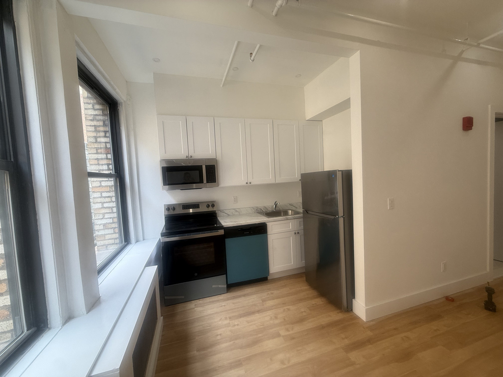 248 West 35th Street - Photo 0