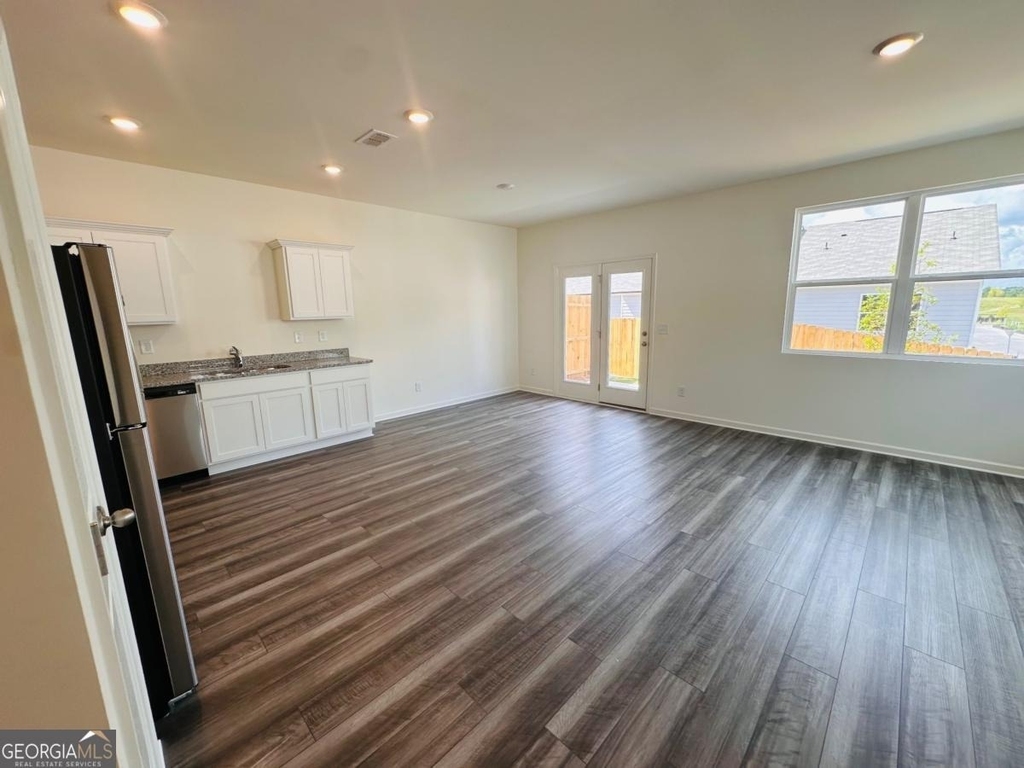 423 Towson Street - Photo 9