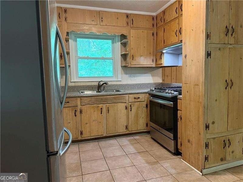 782 Prince Avenue - Photo 5