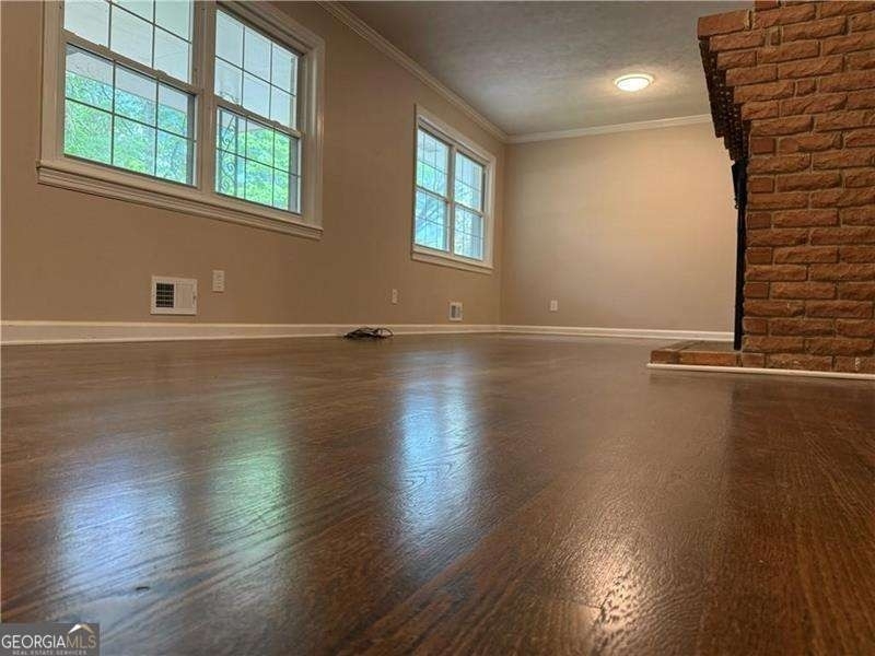 782 Prince Avenue - Photo 3