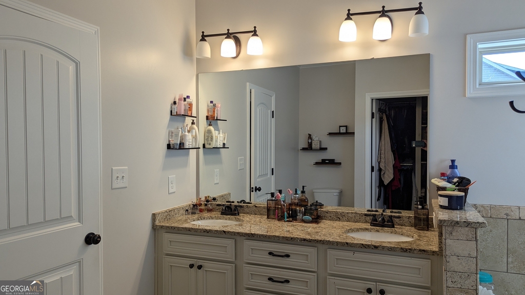 326 Willow Cove Court - Photo 13