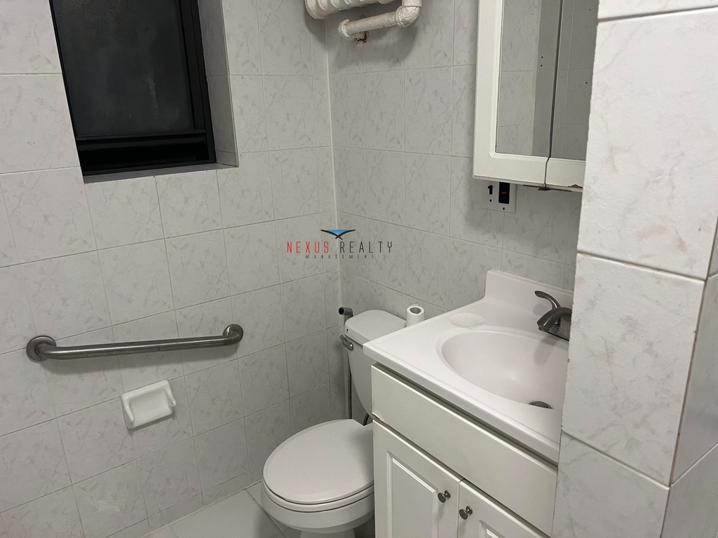 37-58 86th Street - Photo 4