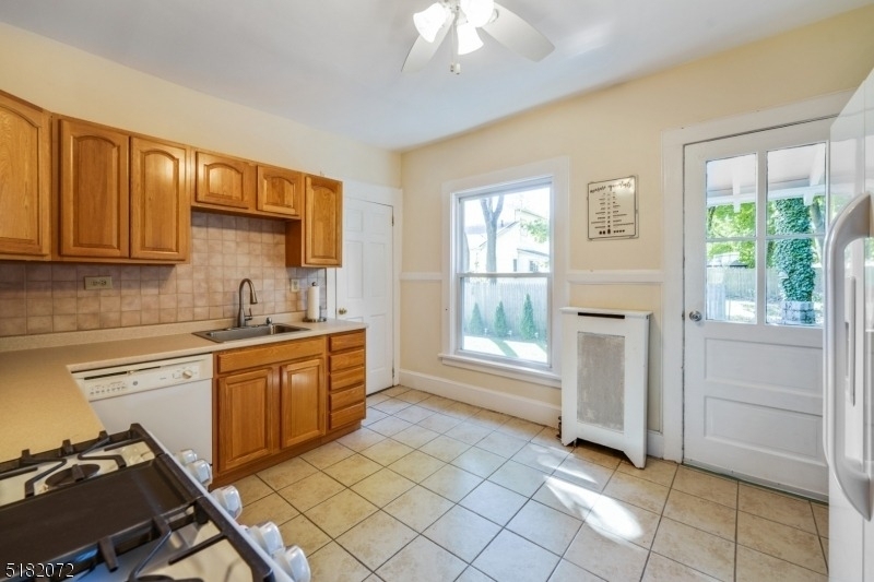 8 Oak Grove Rd - Photo 6