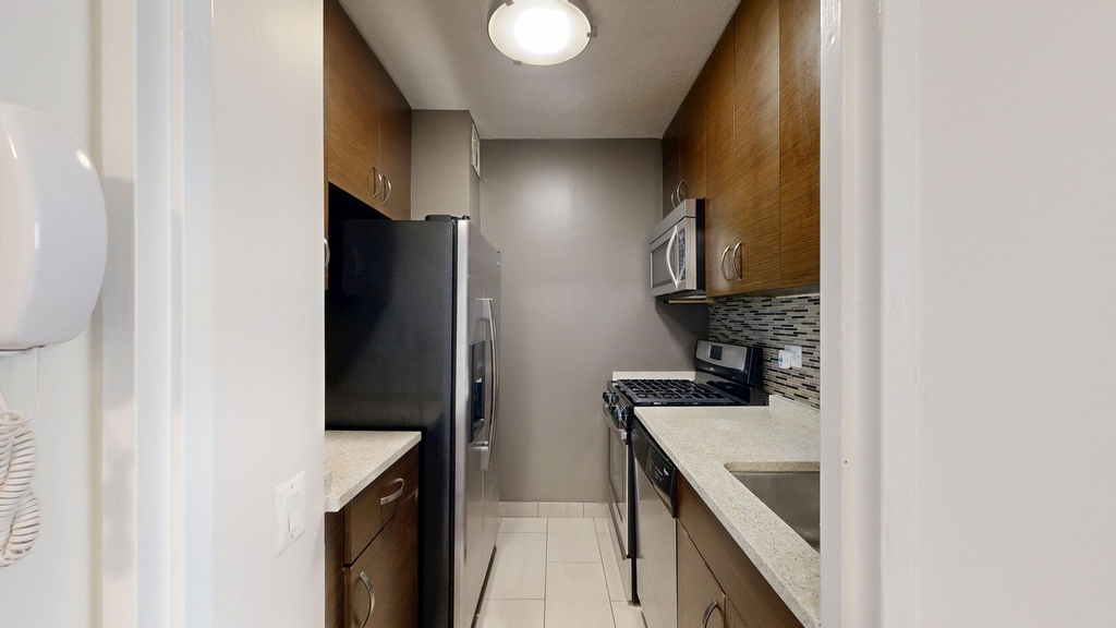 401 E 34th St - Photo 1