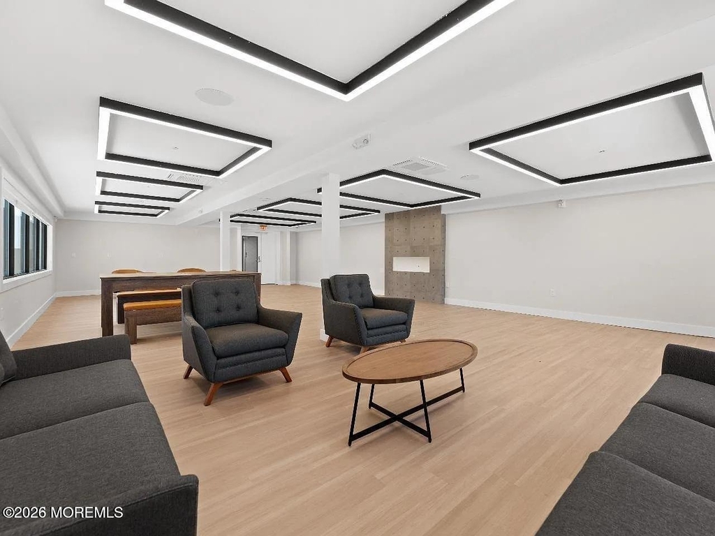 27 3rd Avenue - Photo 21