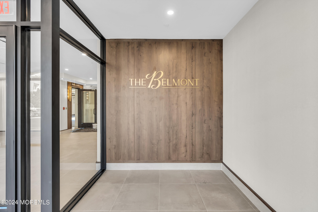 27 3rd Avenue - Photo 3