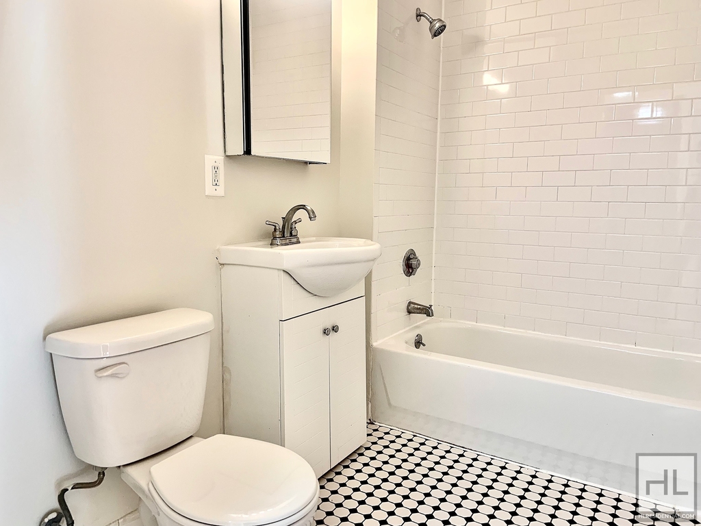 West 96th Street - Photo 4