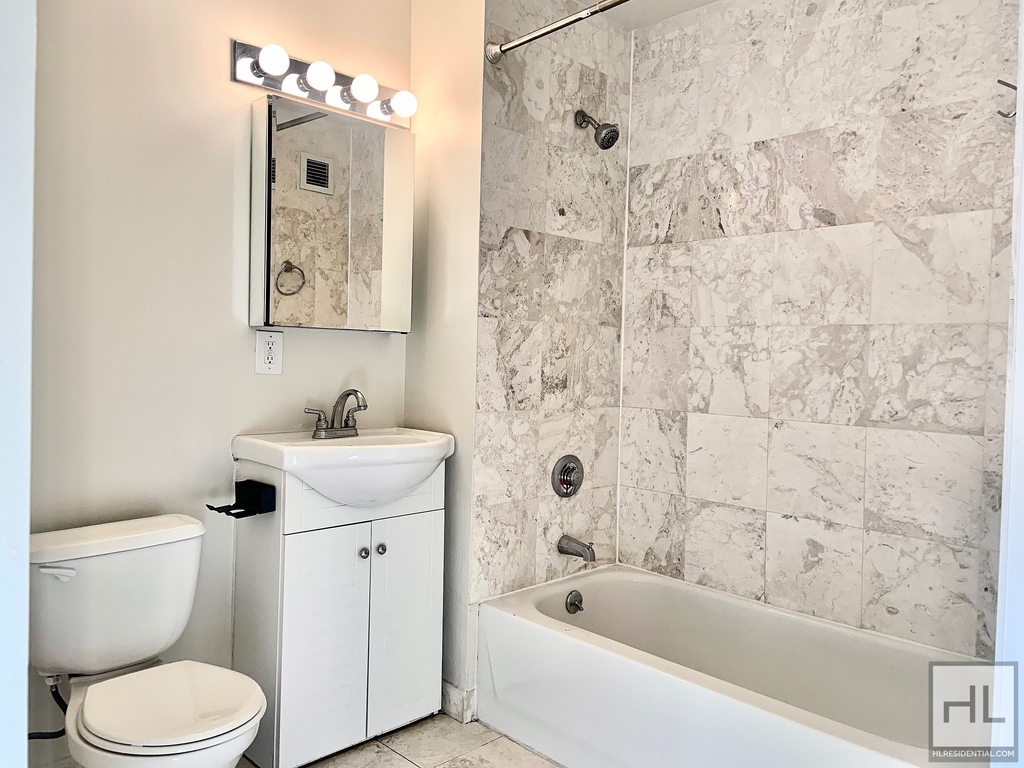 West 96th Street - Photo 7