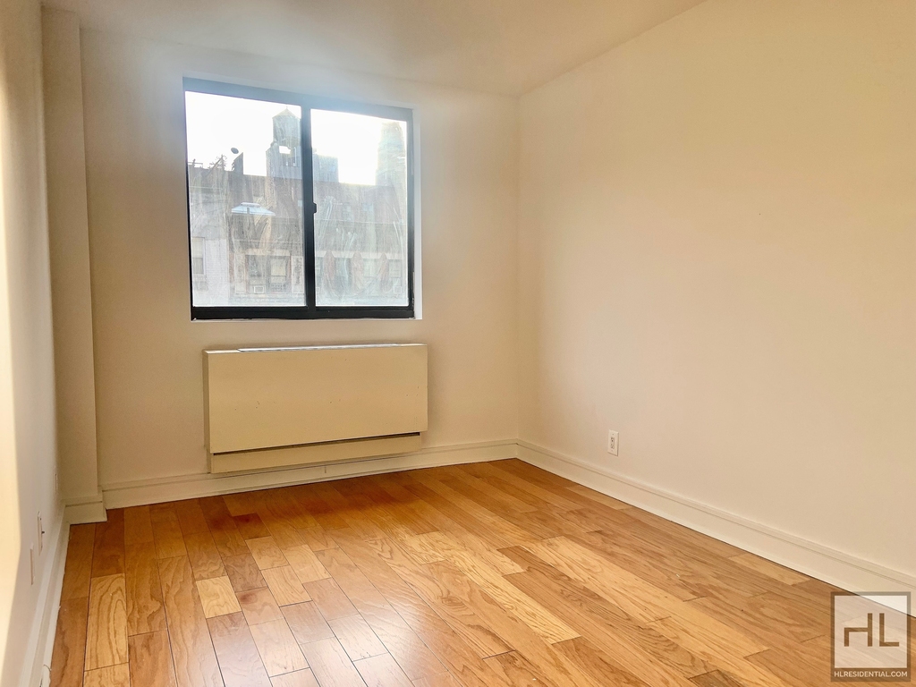 West 96th Street - Photo 5