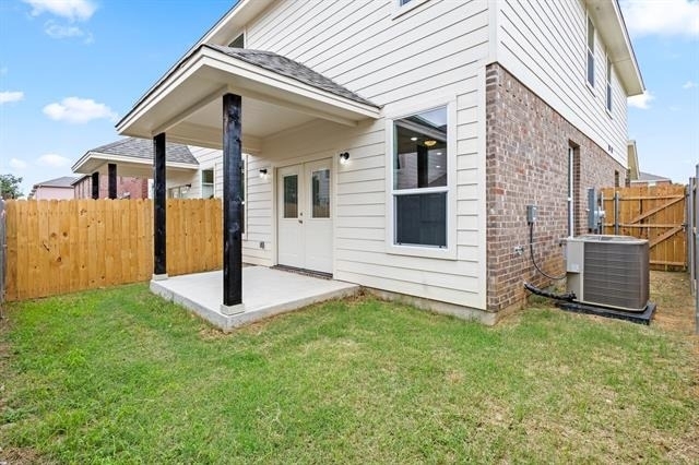 2308 Bloomfield Drive - Photo 24