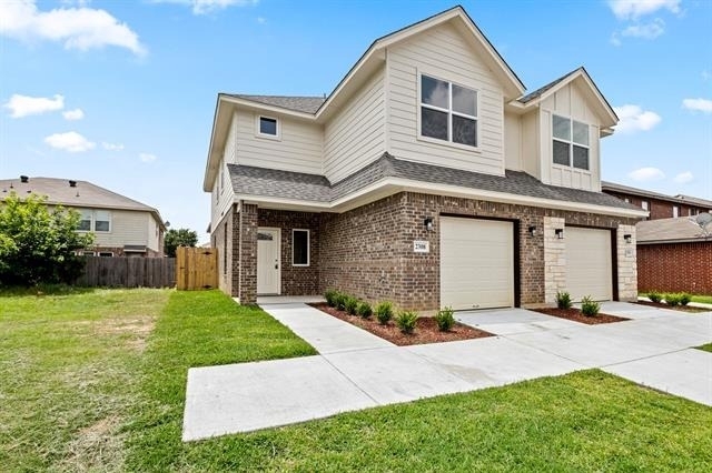 2308 Bloomfield Drive - Photo 0