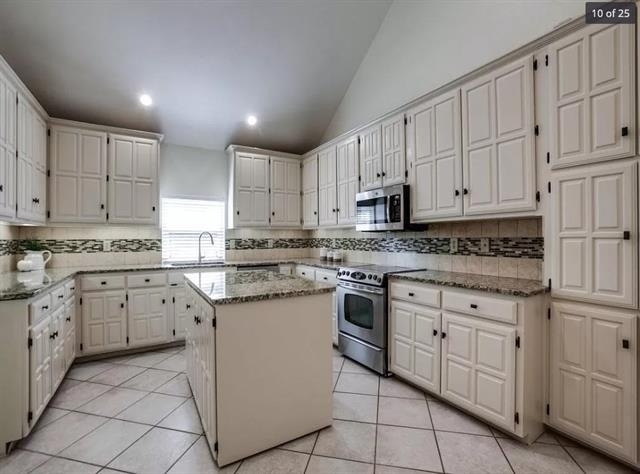 818 Torrey Pines Lane - Photo 14