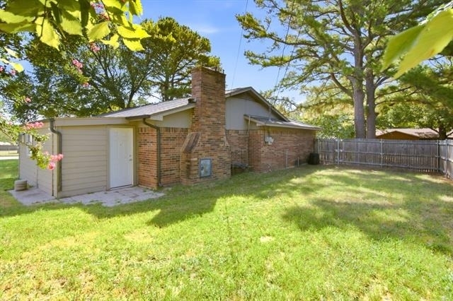 809 James Street - Photo 30