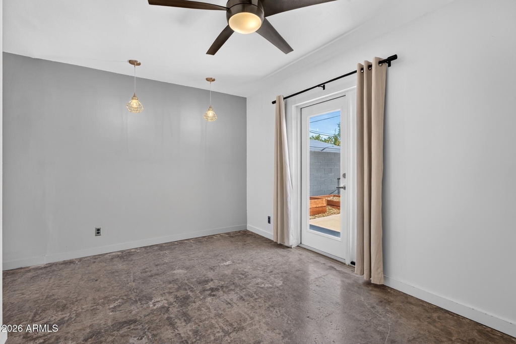346 E Papago Drive - Photo 16