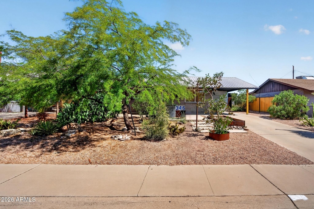 346 E Papago Drive - Photo 1