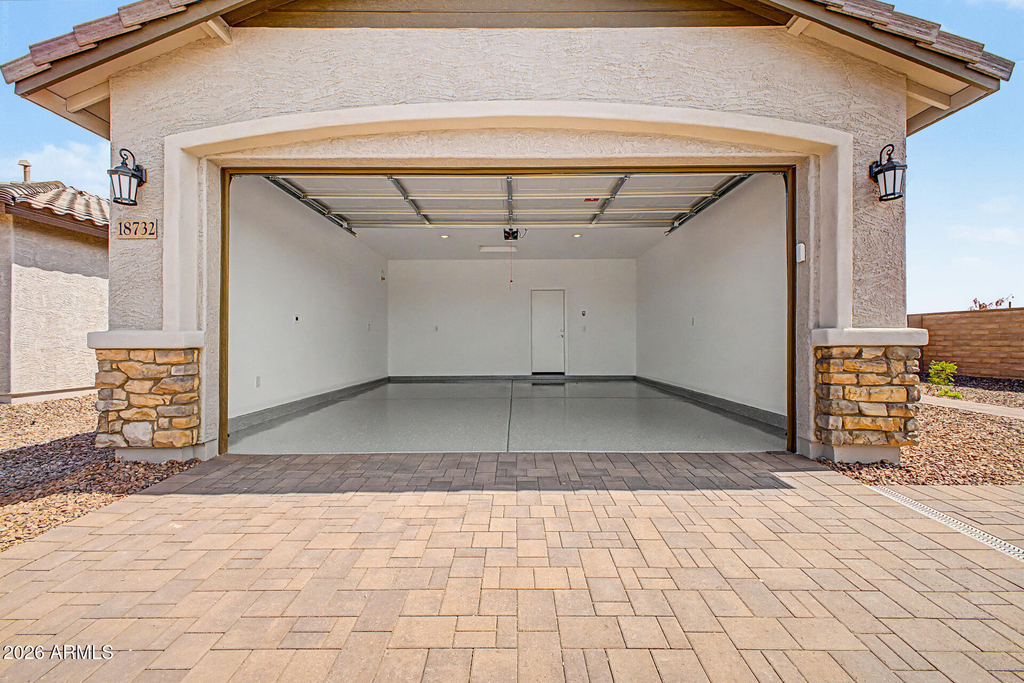 18732 W Maplewood Drive - Photo 23