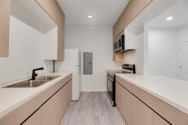 4225 Bernice Street - Photo 0