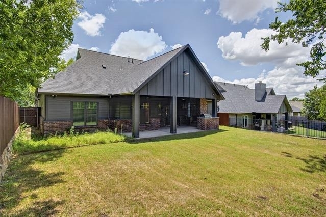 205 E 3rd Street - Photo 30