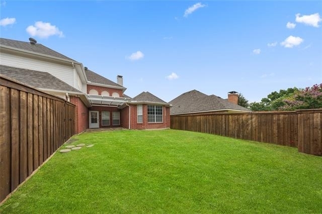 2808 Barksdale Drive - Photo 2