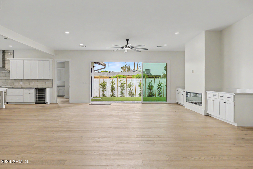 3229 E Roma Avenue - Photo 10