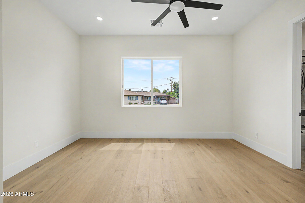 3229 E Roma Avenue - Photo 25
