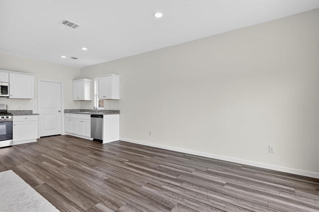 1301 Elliott Road - Photo 5