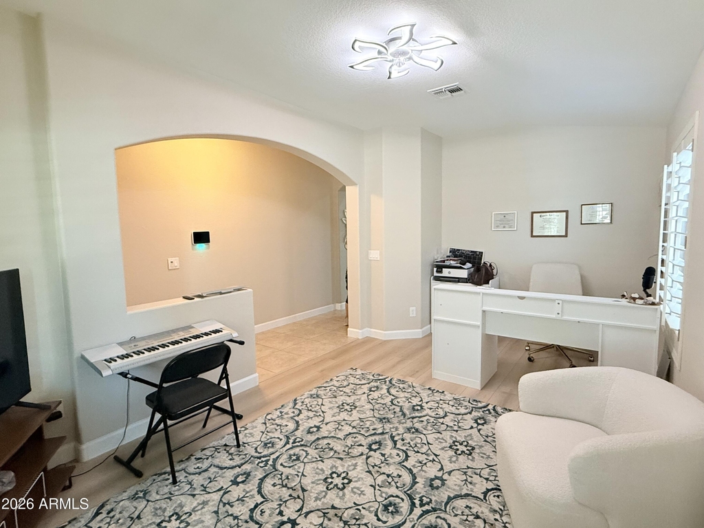 9850 W Deanna Drive - Photo 5