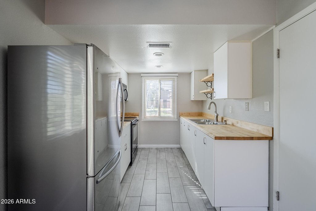 600 S Dobson Road - Photo 6