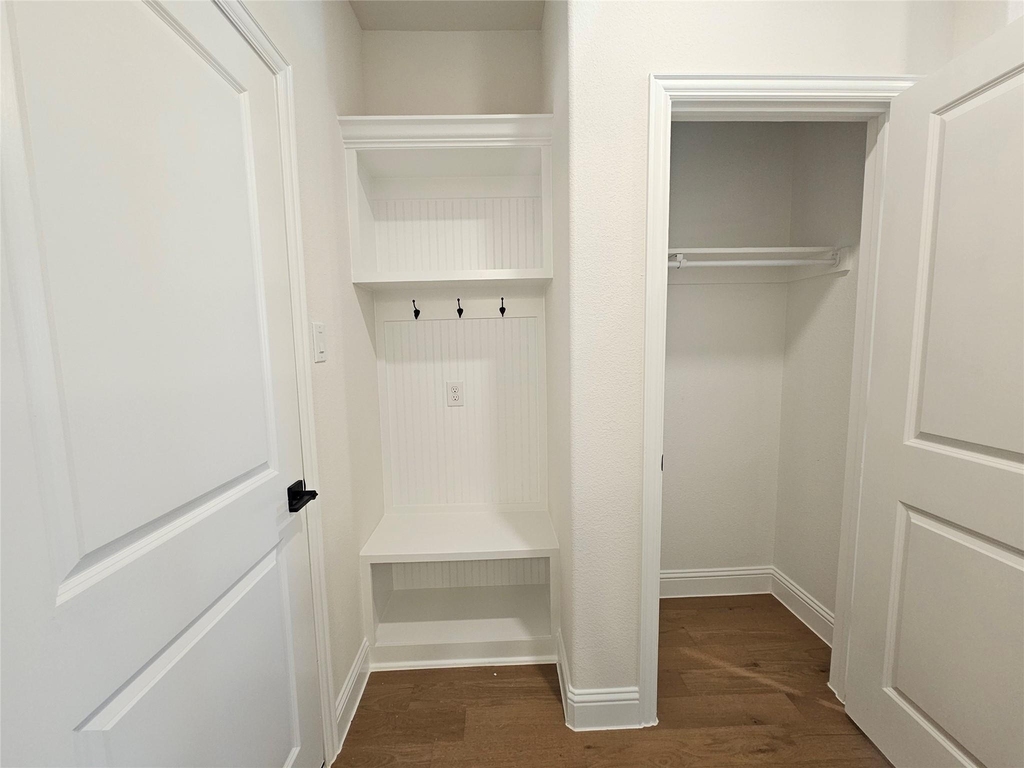 7933 Sunset Boulevard - Photo 24