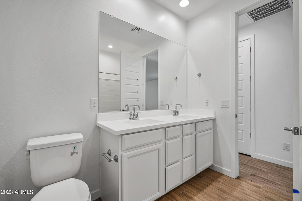 12617 W Kaler Drive - Photo 22