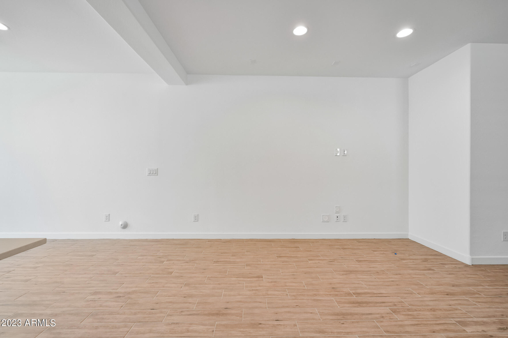 12617 W Kaler Drive - Photo 5
