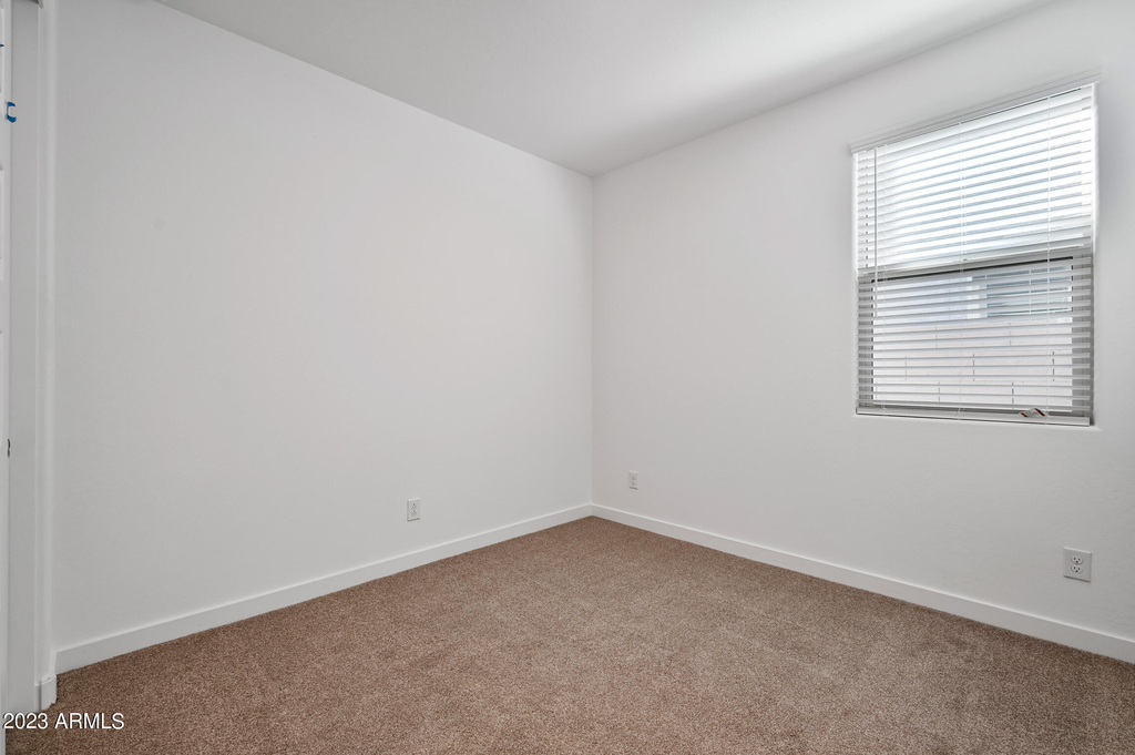 12617 W Kaler Drive - Photo 24