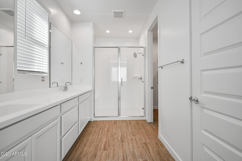 12617 W Kaler Drive - Photo 14