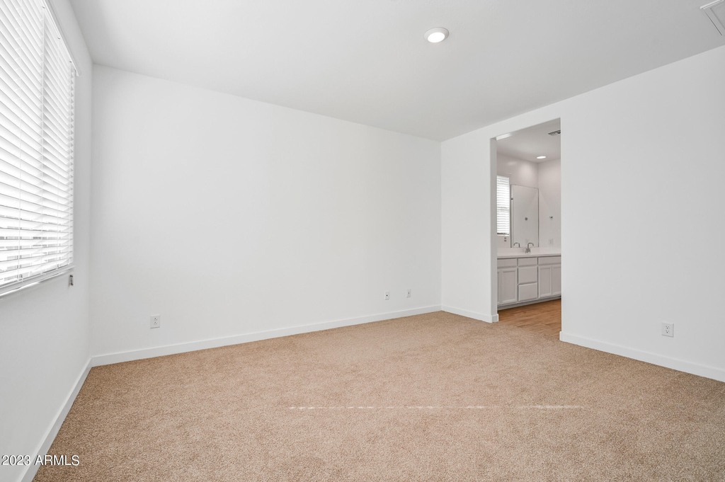 12617 W Kaler Drive - Photo 12