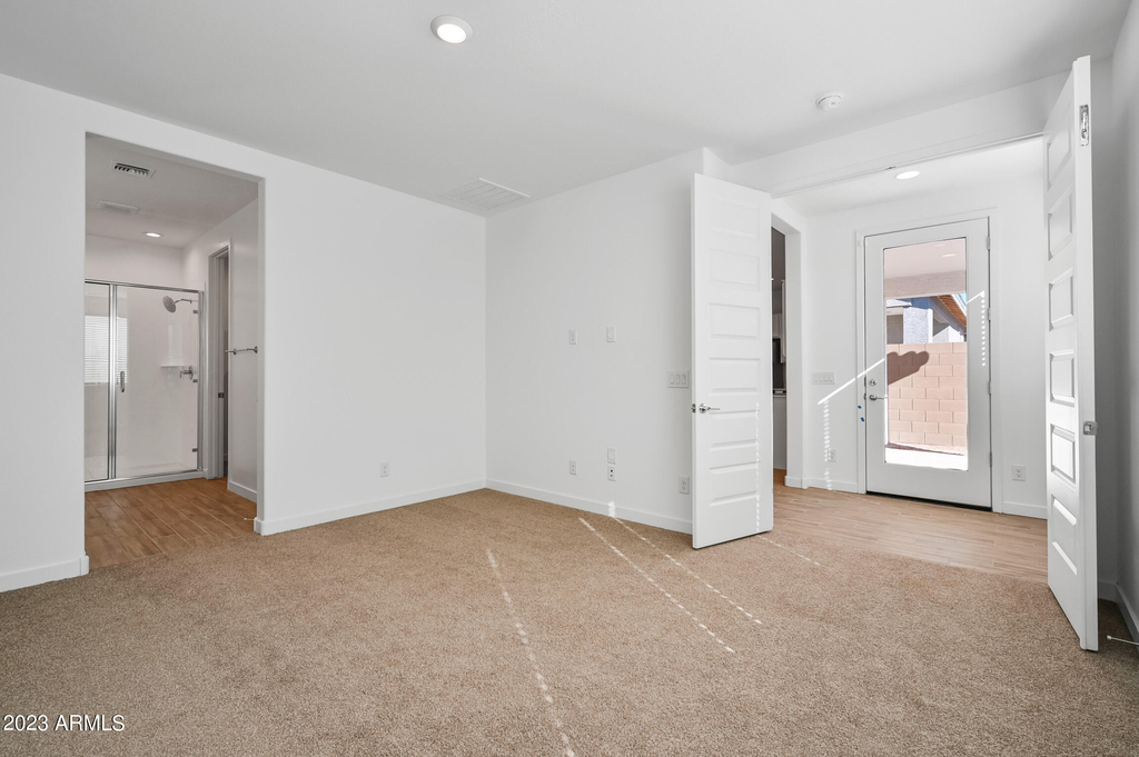 12617 W Kaler Drive - Photo 13