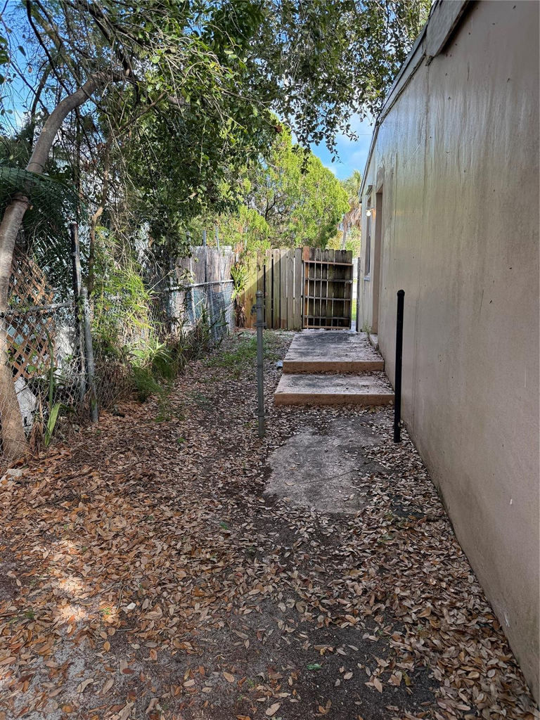 1139 Nw 9th Avenue - Photo 20